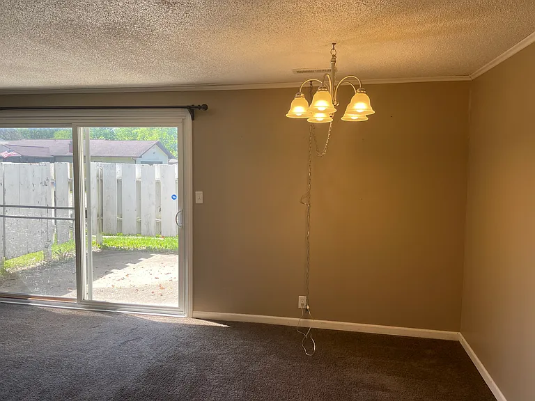 310 S Forest Ave #2 — Photo 5