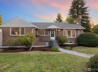 6559 43rd Ave NE, Seattle, WA 98115