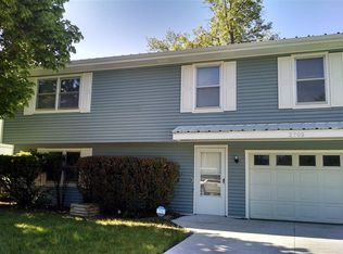 2705 Ella St, Beatrice, NE 68310