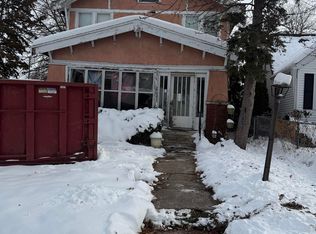 203 Rosebud Ave, Waterloo, IA 50701