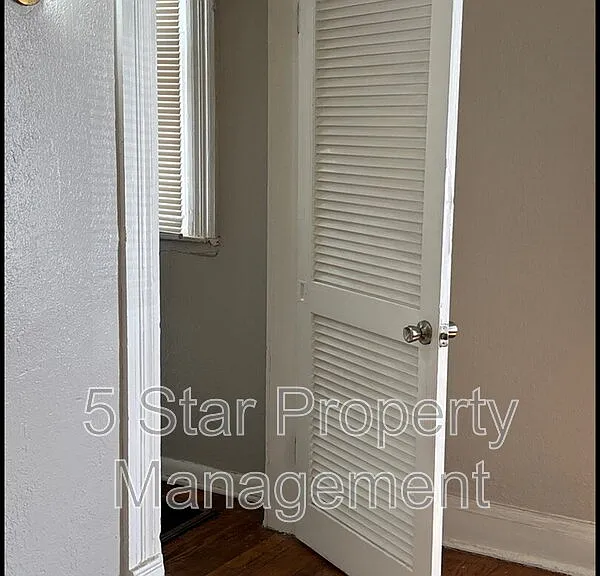 1114 N El Paso St #5 — Photo 5