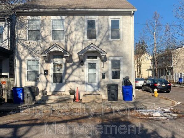 457 Walnut St