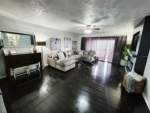 2nd image of 4651 1ST STREET NE #306