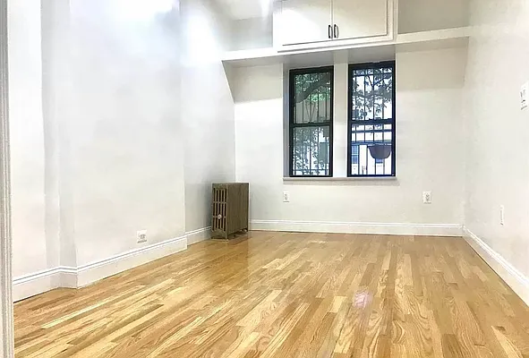 Rented by Corcoran | media 15