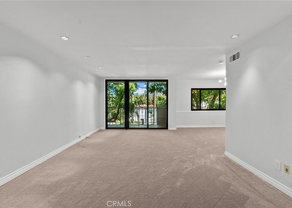 1st image of 330 W State St #316