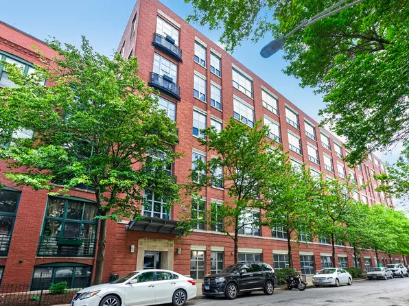 1735 N Paulina St APT 612, Chicago, IL 60622