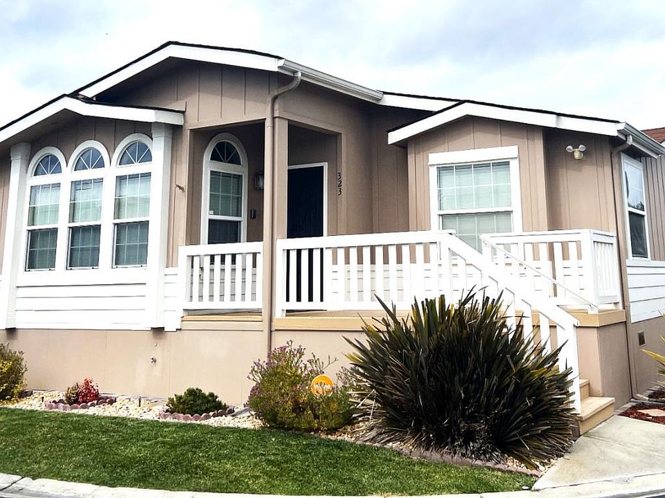 1st image of 323 Chateau La Salle Dr #323