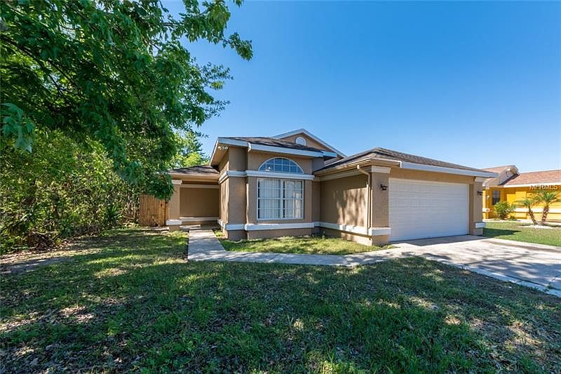 1st image of 928 Ocala Woods Ln