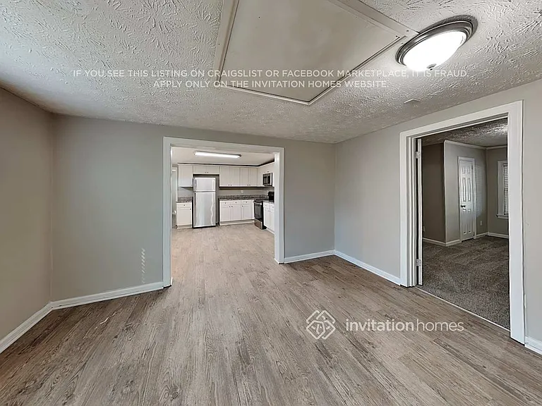 547 Rustic Rd — Photo 5