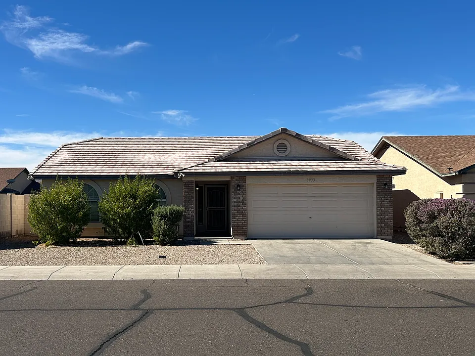 3033 W Graham Trl
