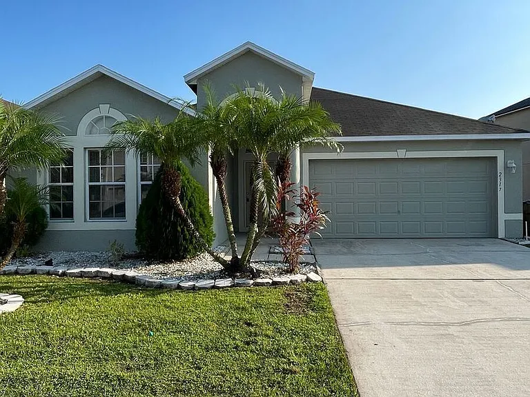 2317 Walnut Canyon Dr — Photo 1
