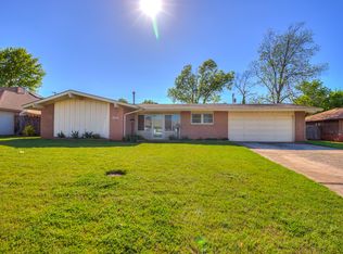 3503 Oakhurst Dr, Midwest City, OK 73110