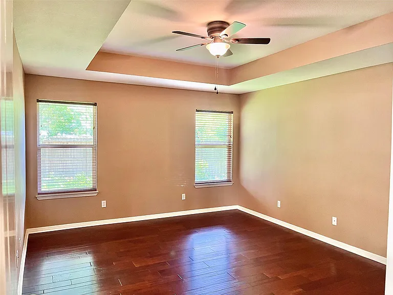 1623 Anna Lee — Photo 14