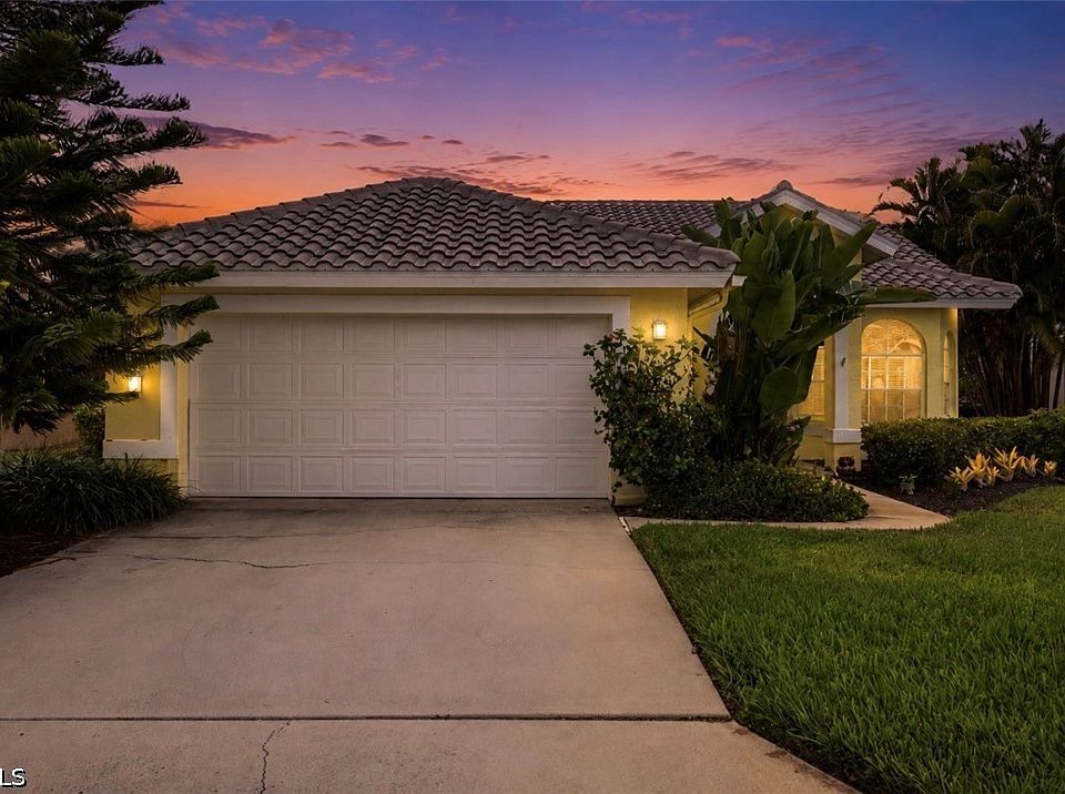 1st image of 25060 Bay Cedar Dr