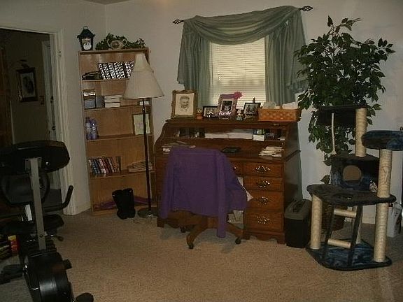 4th image of 115 N Woodberry Ave