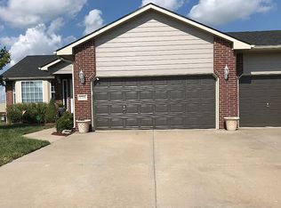 1706 S Christopher Cir, Wichita, KS 67207