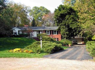 5920 Cobb Creek Ct, Rochester, MI 48306