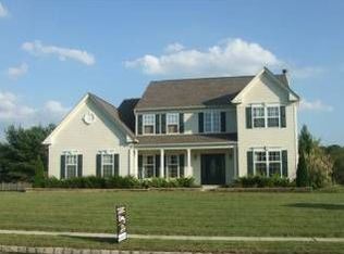 100 Raymar Dr, Franklinville, NJ 08322