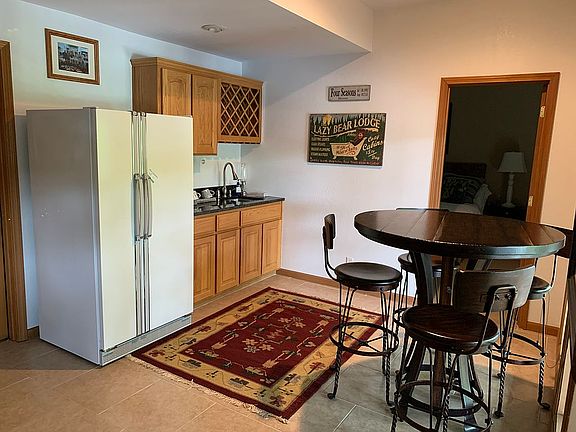 3rd image of 355 Spring Green Cir