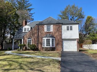 19 Windsor Rd, Scarsdale, NY 10583