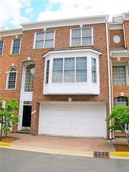 1st image of 1327 Lawson Ln