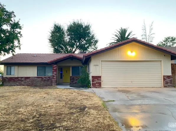 2200 Steven Ct, Bakersfield, CA 93306