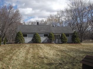 211 N Haman Rd, Barrington, IL
