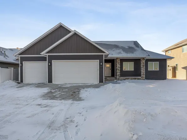 5536 37th Ave S, Fargo, ND 58104