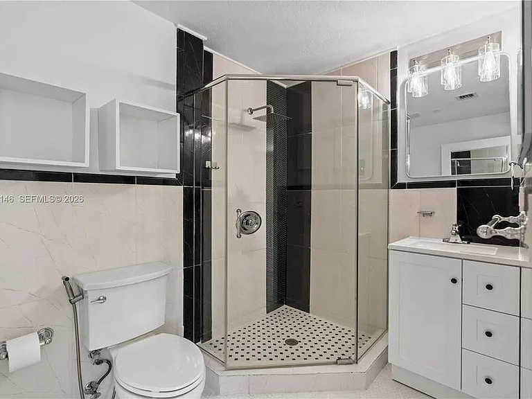 1345 SW 14th Ave — Photo 39