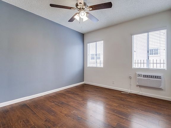 3rd image of 2485 Venice Blvd APT 4