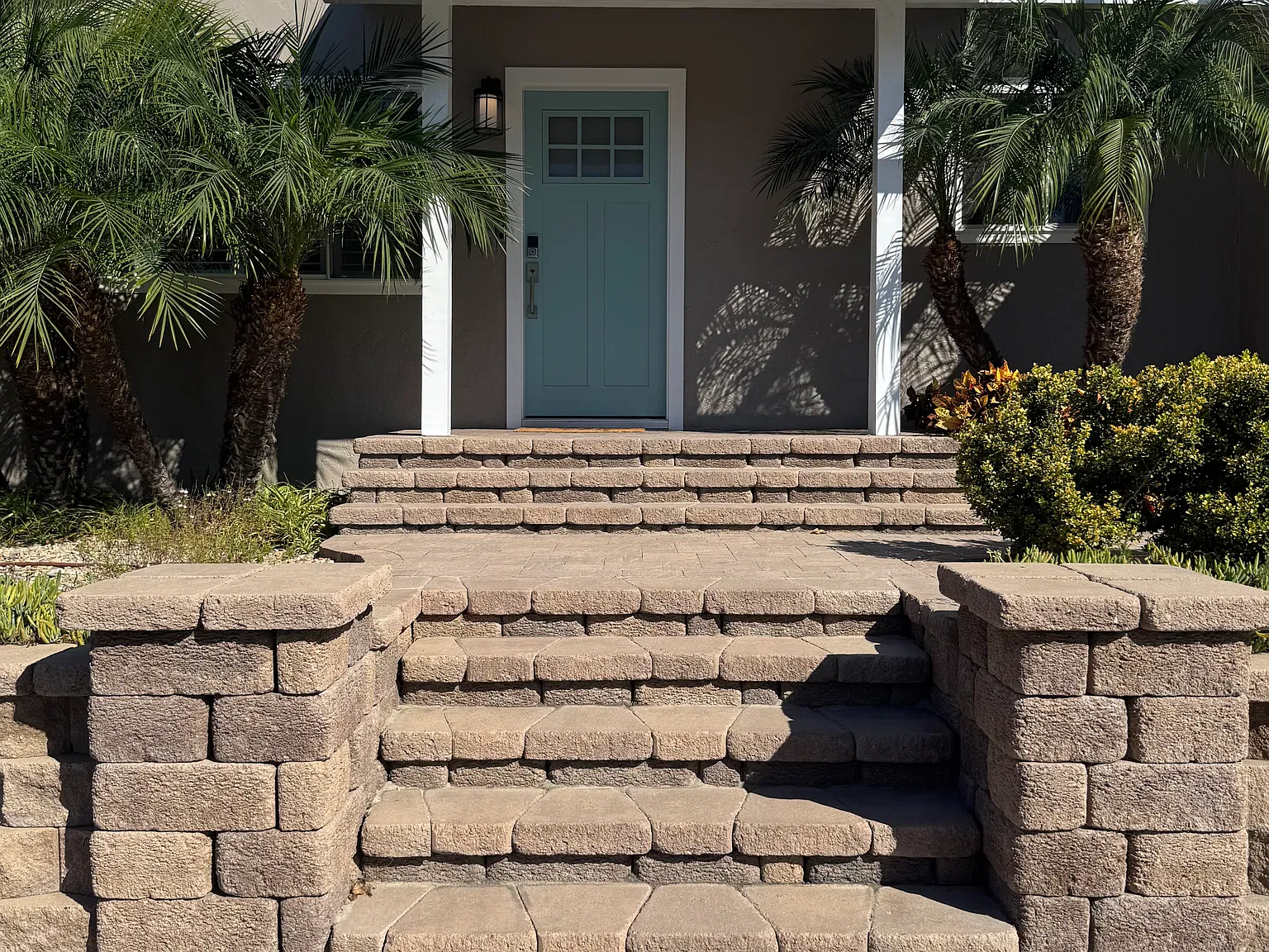 4 bed, 1803 sqft, $5,500 — Photo 2