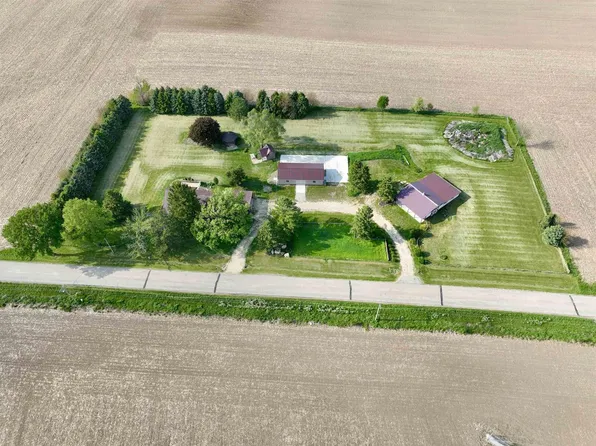 7919 E Six Corners Road, Milton, WI 53563