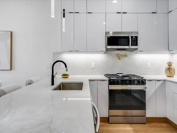 177 Wilkinson Avenue image 25 of 32