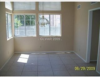3rd image of 1327 Royal Creek Ct