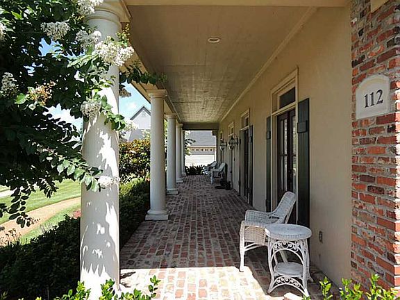 4th image of 112 Plantation Trce