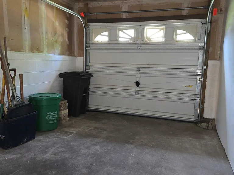 14 Lake Shore Dr — Photo 17