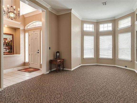 4th image of 2104 Lamplighter Dr