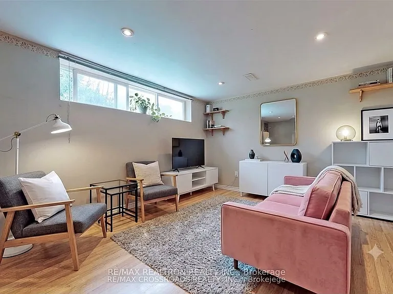 241 Septonne Ave — Photo 12