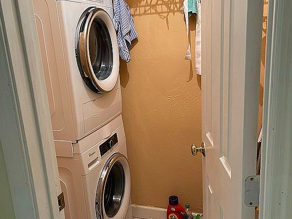 4th image of 7919 SW 104th St #106-F