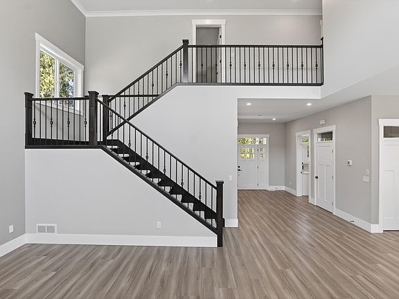 2nd image of 30536 Silverhill Ave