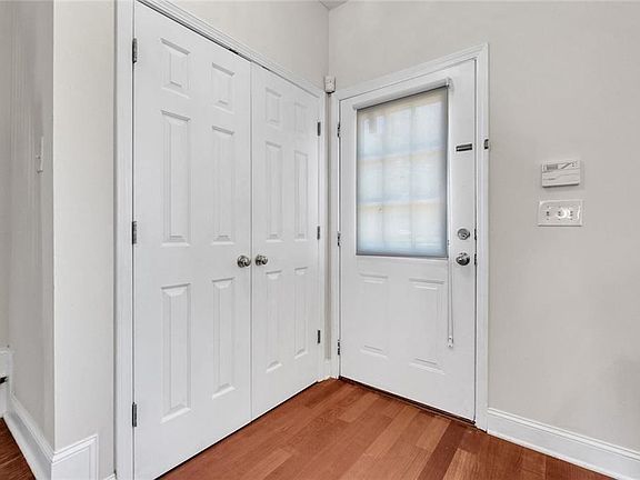 5th image of 13300 Morris Rd Unit 4