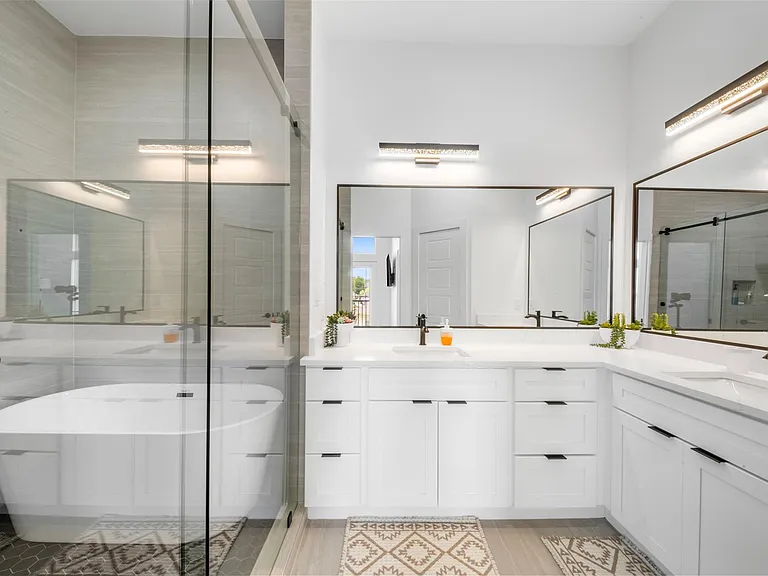 6815 Paris St — Photo 12