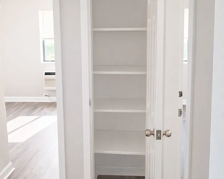 6 Galveston St SW #303 — Photo 15