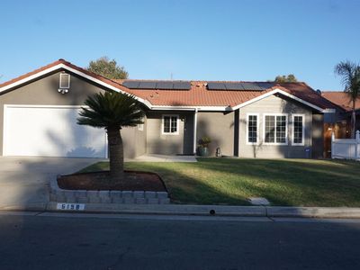 6158 N Lola Ave, Fresno, CA, 93722