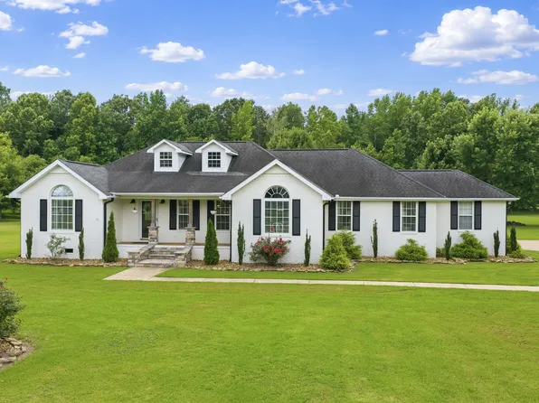 159 Channing Cv, Lexington, TN 38351