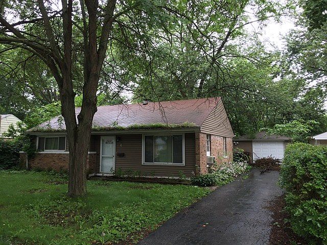 1st image of 6 Sauk Ct