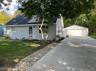 6269 Cooper Rd, Lansing, MI 48911
