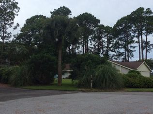 530 Marsh Cir, Saint Simons Island, GA 31522