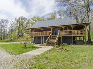 1810 Timber Ln, Monticello, IL 61856