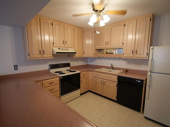 5th image of 4503 Clovelly Ct
